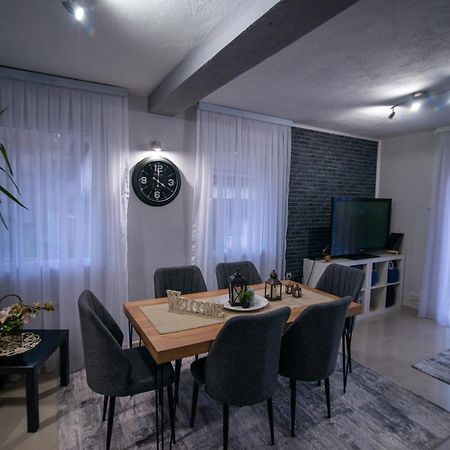 ביטולה Villa Kiko Mountain Village מראה חיצוני תמונה